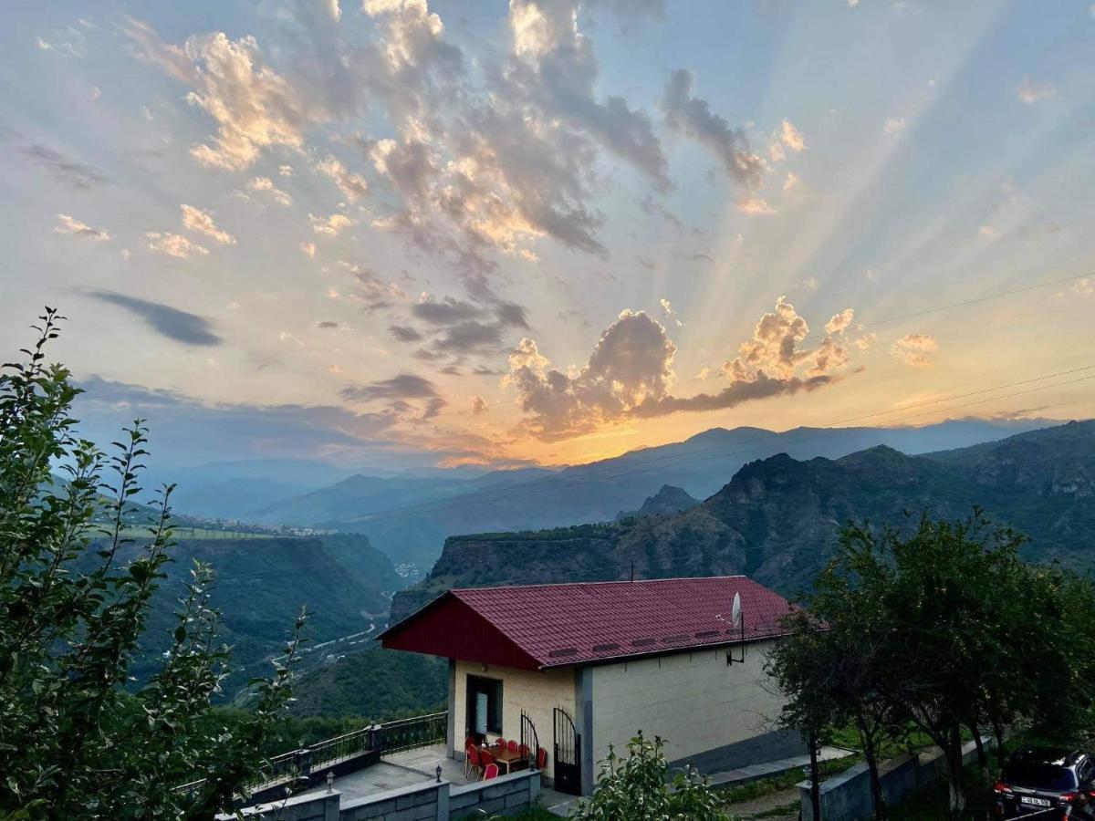 Kefilyan Family Hotel Sanain المظهر الخارجي الصورة