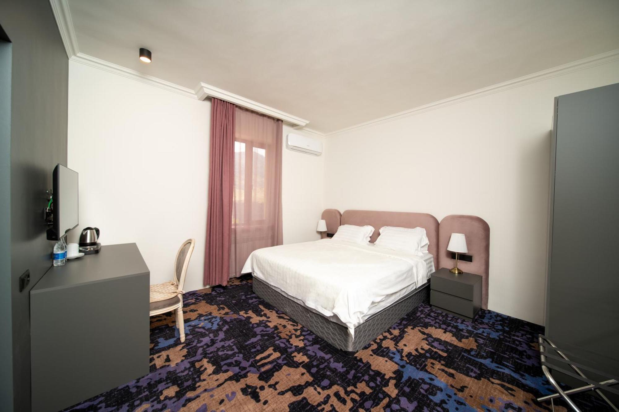 Kefilyan Family Hotel Sanain المظهر الخارجي الصورة